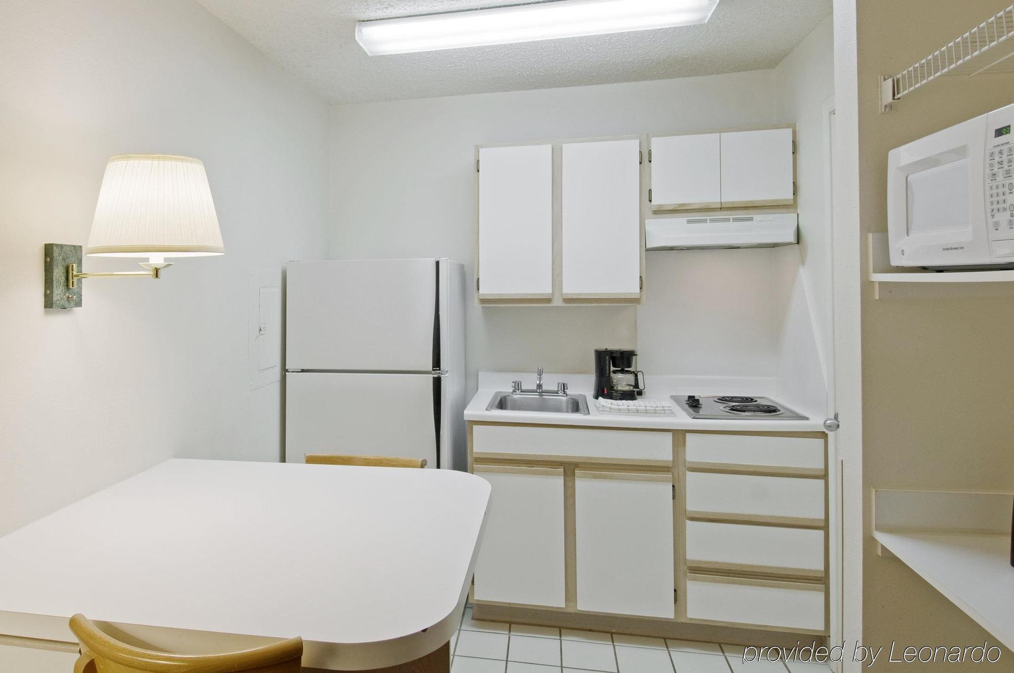 Extended Stay America Select Suites - Richmond - West End - I-64 Short Pump Habitación foto